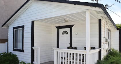 345 Hinds: 2 BR, 1 BA Cabin / Bungalow Ă Pismo Beach, pour 6 personnes
