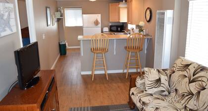 345 Hinds: 2 BR, 1 BA House in Pismo Beach, Sleeps 4