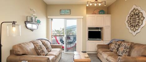 Een televisie en een dvd-speler