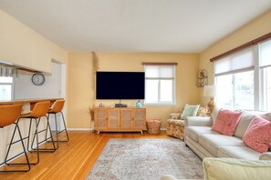 TV, DVD player