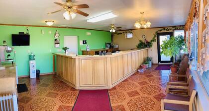 Thunderbird Inn