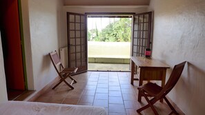 Interior - Seignosse Les Bourdaines, “Bouharde” villa, 2 stars, sleeps 10, quiet location, walking... (SEIGNOSSE)