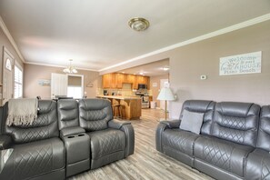 TV, fireplace, DVD player