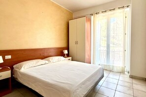 3 habitaciones y ropa de cama 