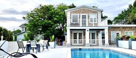 Alberca al aire libre