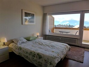 1 bedroom, iron/ironing board, WiFi