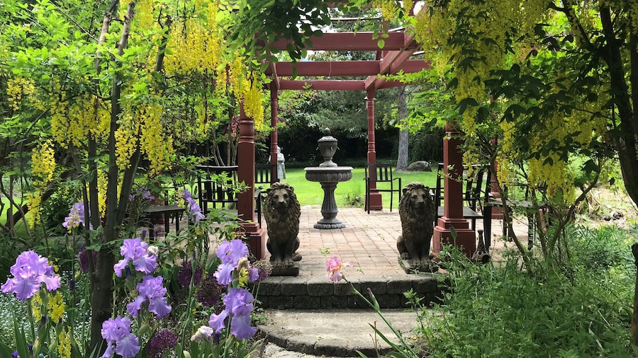 Arden Forest Inn