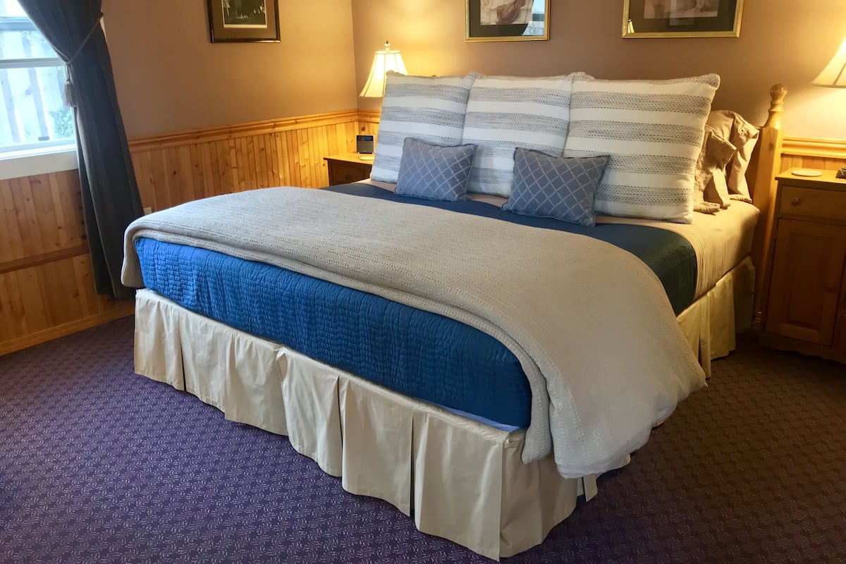 Premium Double Room | Premium bedding, pillowtop beds, free WiFi, bed sheets