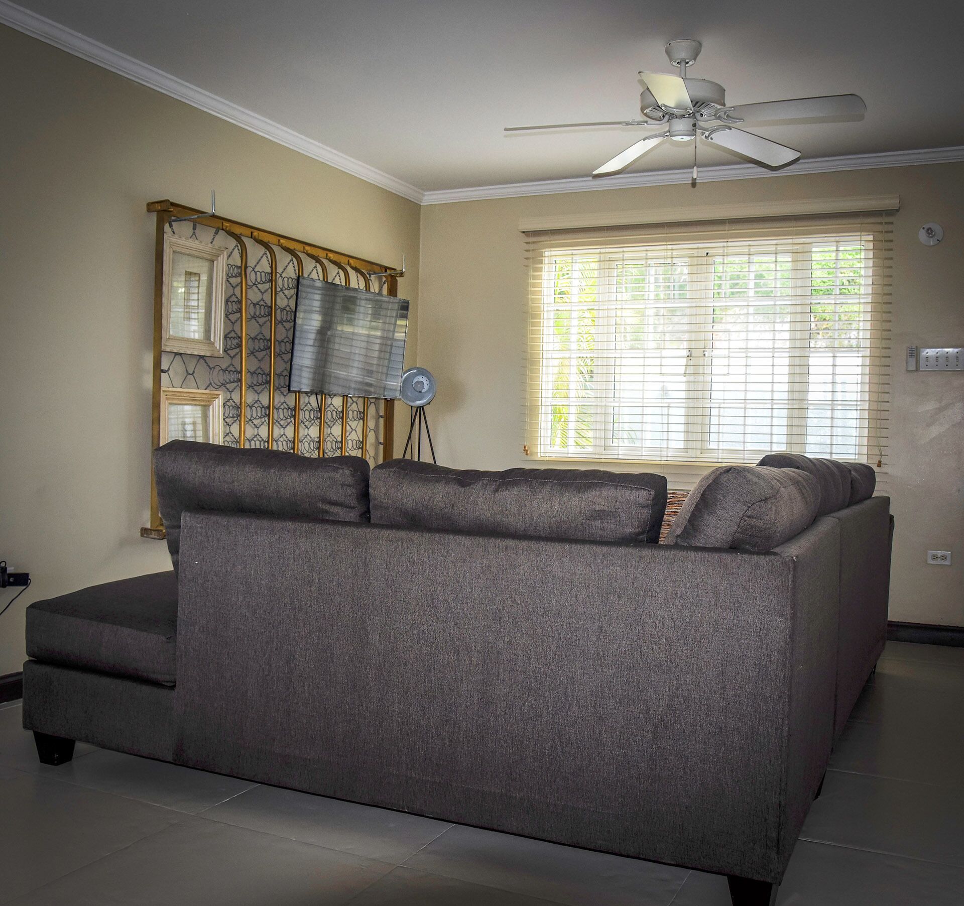 Classic Townhome | Living room