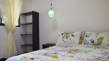 1 bedroom, internet, bed sheets