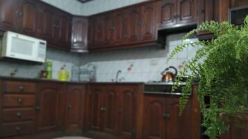 Quadruple Room | Shared kitchen