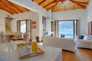 Dining - Arodo Seaside Villas, Villa Christina (Syvota)