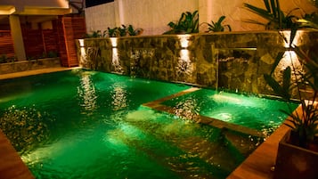 Piscina externa