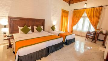 Desk, blackout drapes, iron/ironing board, free WiFi