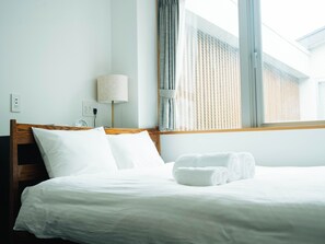 Bureau, fer et planche à repasser, Wi-Fi gratuit