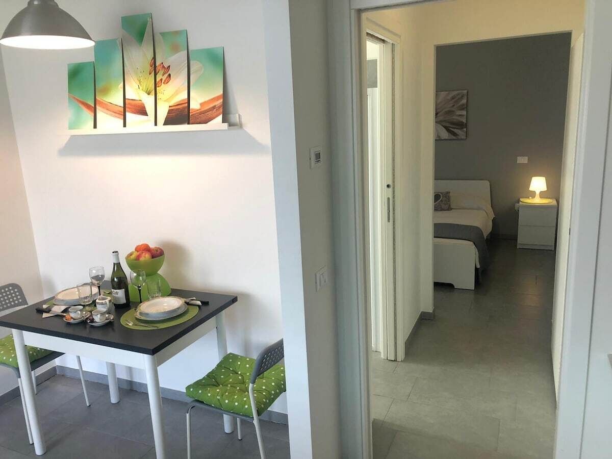 1 bedroom, iron/ironing board, free WiFi