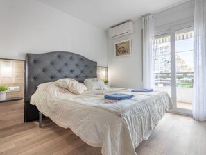 2 slaapkamers, een strijkplank/strijkijzer, wifi