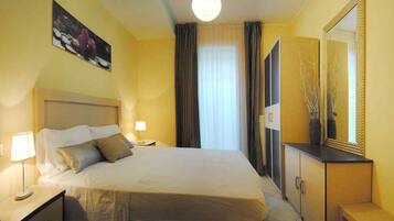 5 quartos, Wi-Fi, roupa de cama