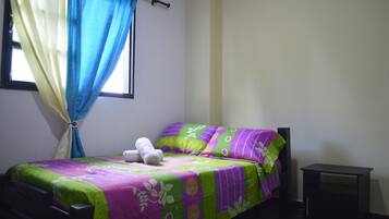 1 bedroom, internet, bed sheets