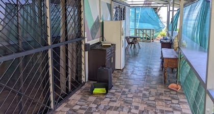 Fresh air,hot shower & wifi, along The Pacific Coast with a great view