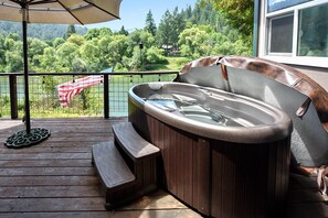Bain à remous extérieur