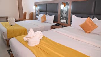 Family Suite | Egyptian cotton sheets, premium bedding, Select Comfort beds