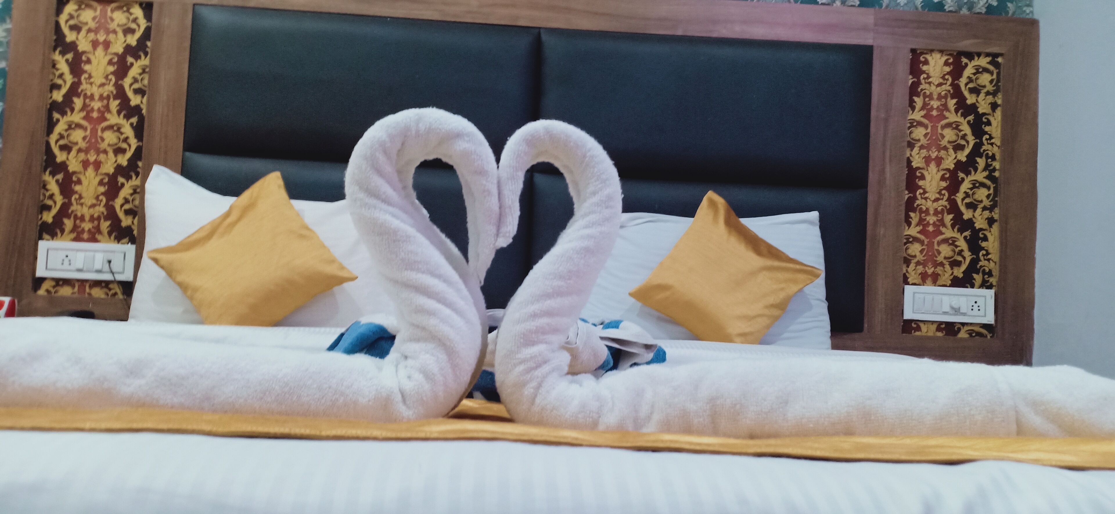 Habitación Deluxe | Sábanas de algodón egipcio y ropa de cama de alta calidad 