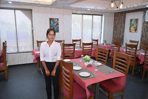 Daily continental breakfast (INR 250 per person)