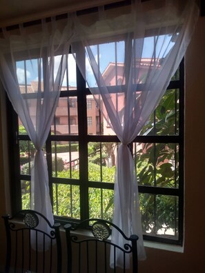 Interior - Departamento Ubicación, Cómodo, Estacionamiento (Santiago de Querétaro)