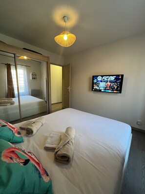 2 Schlafzimmer, Bügeleisen/Bügelbrett, WLAN, Bettwäsche