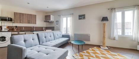 Téléviseur, livres