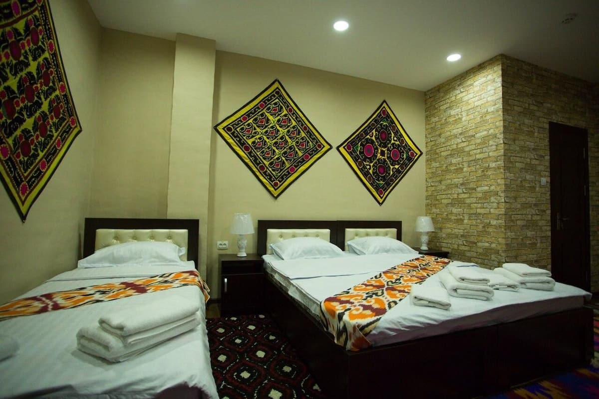 Family Room, Private Bathroom | 1 bedroom, soundproofing, free cribs/infant beds, free WiFi