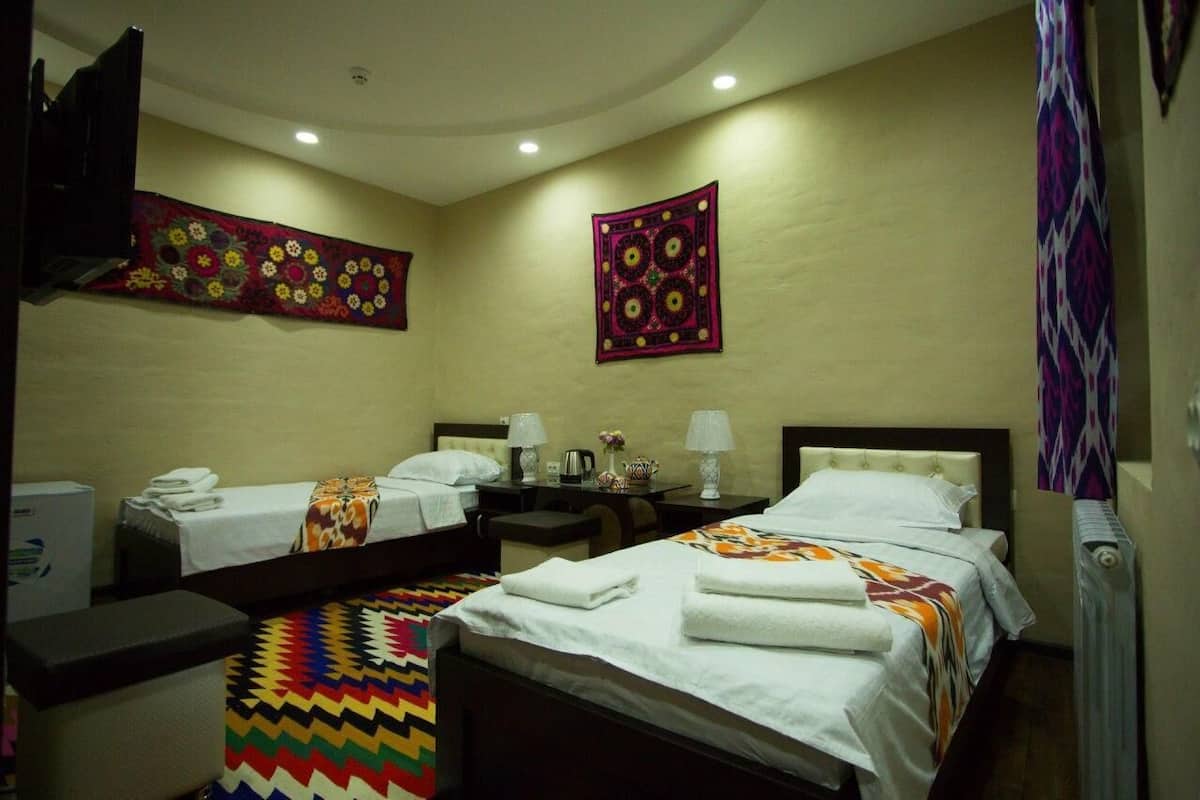 Habitación estándar con 2 camas individuales | Insonorización, cunas gratuitas, wifi gratis y ropa de cama 