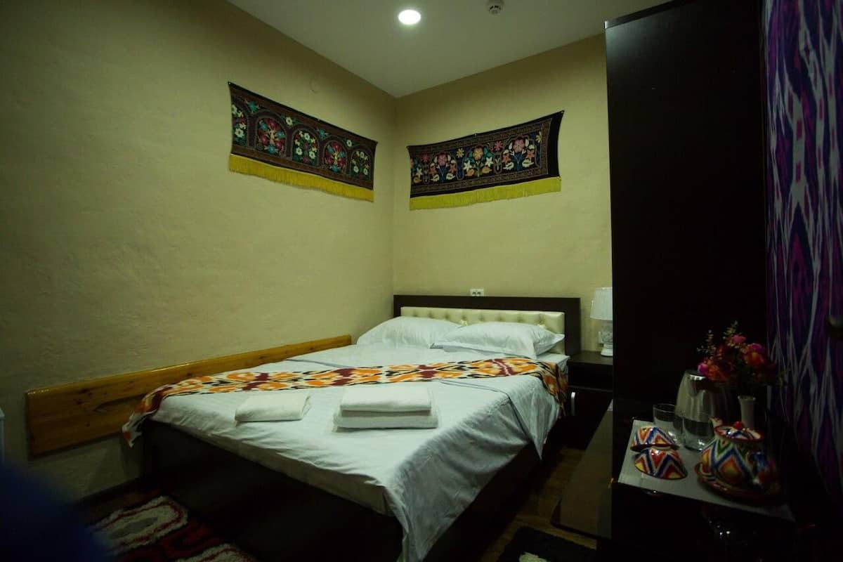 Habitación individual, baño compartido | Insonorización, cunas gratuitas, wifi gratis y ropa de cama