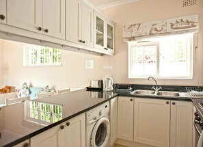 Ofen, Geschirrspüler