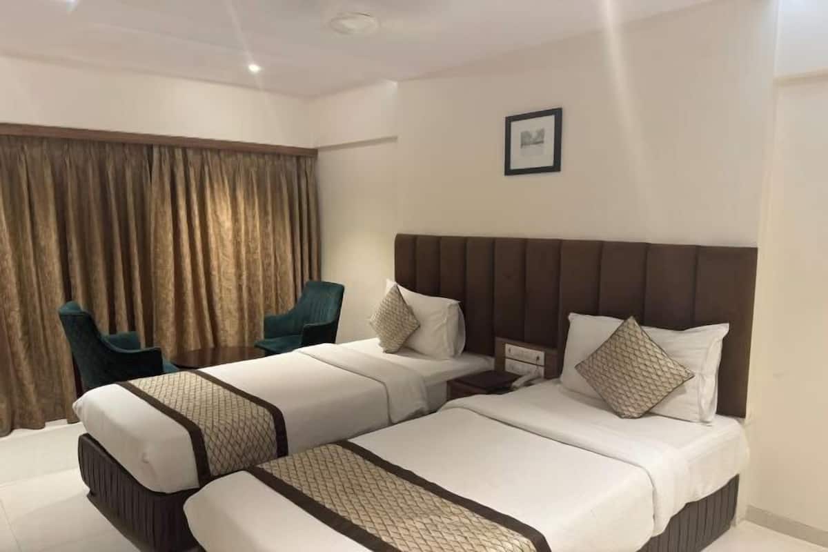 1 bedroom, desk, laptop workspace, iron/ironing board