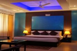 Family Room | Free WiFi - Hotel Chandra Inn (Nainital)