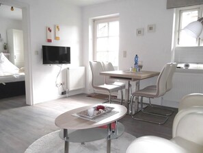 Unclassified image, 3 of 9, button - Rungholtstr. 3 a, apt. jetsam (Wyk auf Föhr)