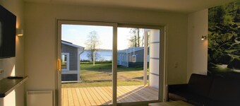 Holiday house (78 m²) with lake view for up to 6 people