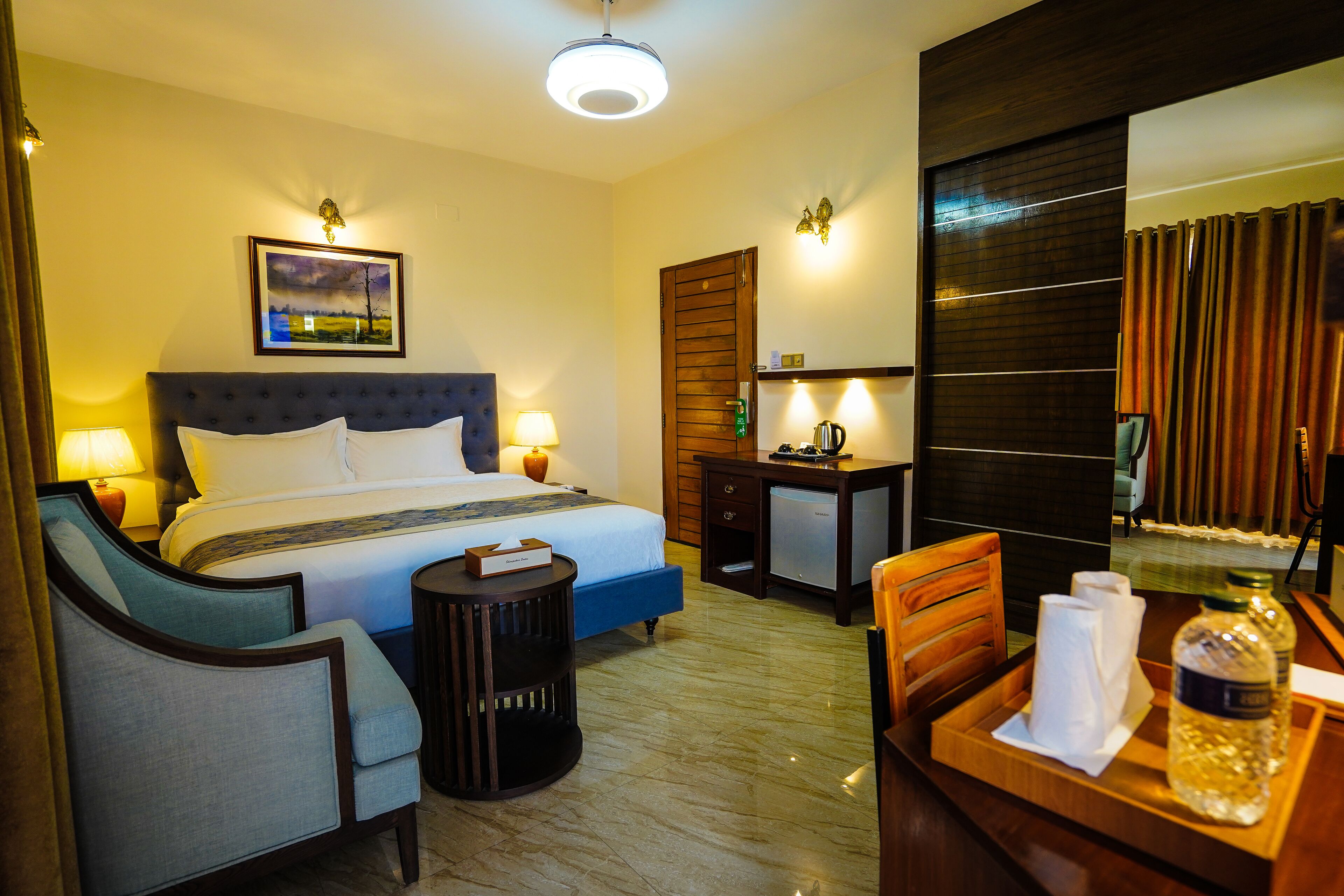 ملاءات من القطن المصري وأغطية فراش متميزة وألحفة محشوة بالريش