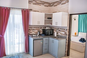 1 habitación, internet y ropa de cama 