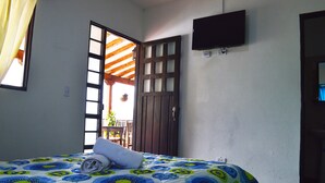 1 bedroom, internet, bed sheets - Balcones de la Casona Hostel (Guatapé)