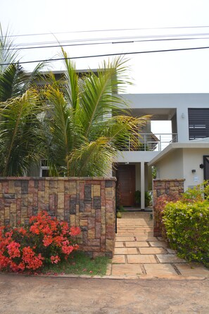 Exterior - Sahdev Gohin Villa Mauritius (Albion, Black River)