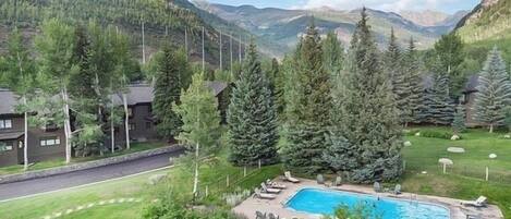Condo, 3 habitaciones | Alberca | Alberca al aire libre