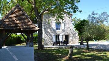 Enceinte de lâhĂ©bergement