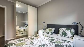 2 bedrooms, WiFi, bed sheets