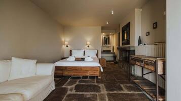 9 slaapkamers, een strijkplank/strijkijzer, reisbedje, wifi