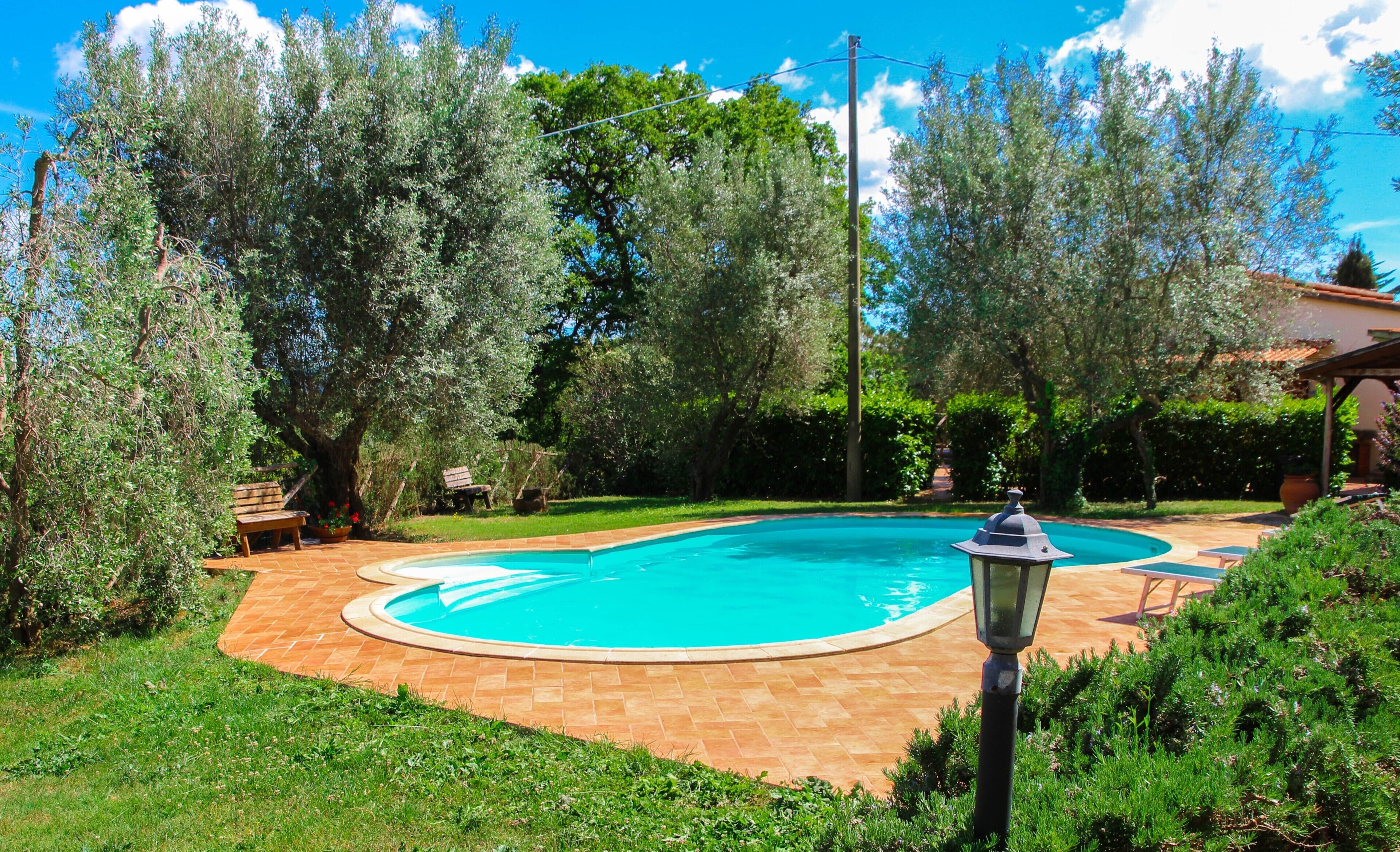 Außenpool (je nach Saison geöffnet)