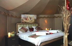 1 多间卧室、床单