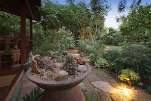 Garden - Cattani's Riverside Home (Ayutthaya)